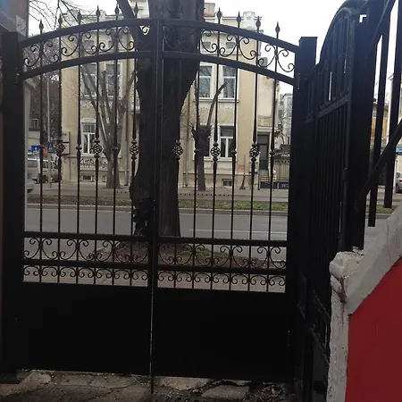 Πανσιόν Guest Maria Luiza 3*