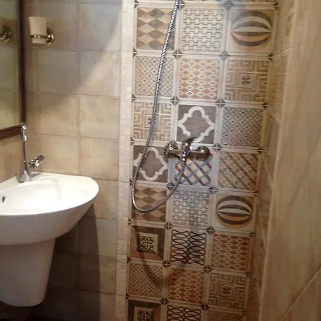 Πανσιόν Guest Maria Luiza 3*