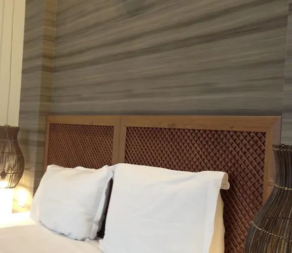 Guest Maria Luiza בית הארחה