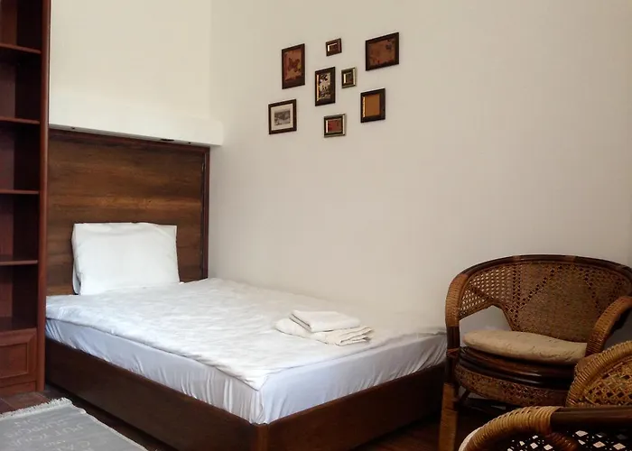 Guest Maria Luiza 3* וארנה